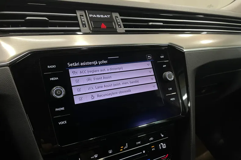 Volkswagen Passat din 2021 cu 57.557 km - oferta VOL232919 - foto 18