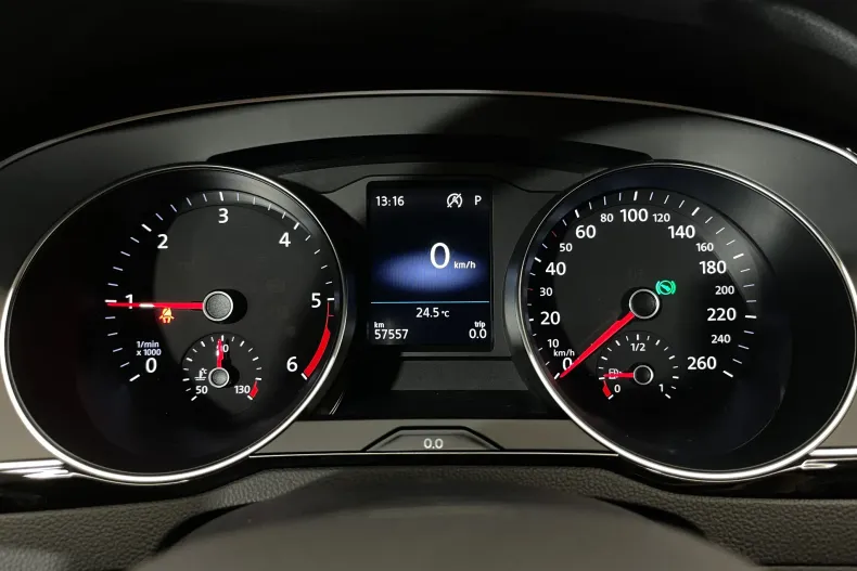 Volkswagen Passat din 2021 cu 57.557 km - oferta VOL232919 - foto 28