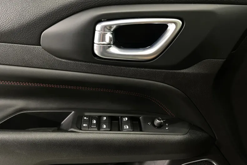 Jeep Compass din 2022 cu 127.132 km - oferta JEE232925 - foto 25
