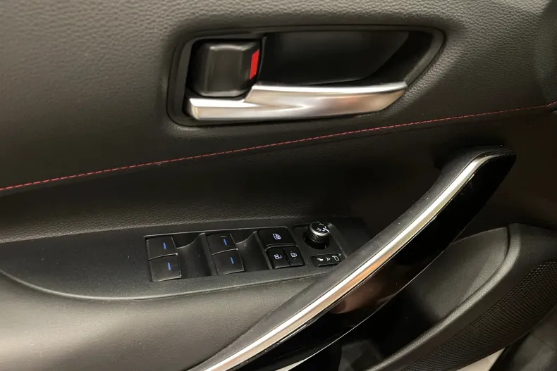 Toyota Corolla din 2020 cu 150.448 km - oferta TOY232928 - foto 18