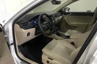 Skoda Superb din 2021 cu 129.634 km - oferta SKO232929 - foto 5