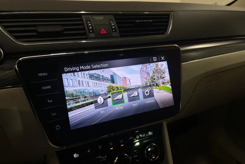 Skoda Superb din 2021 cu 129.634 km - oferta SKO232929 - foto 18