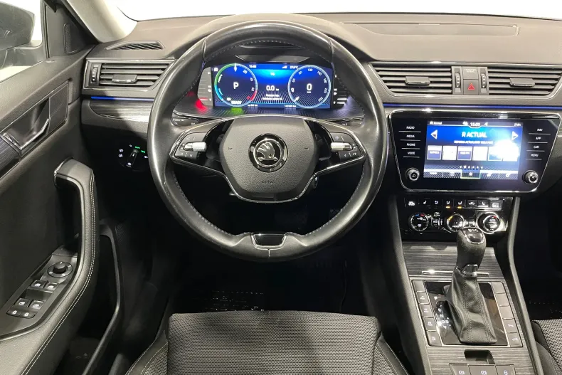 Skoda Superb din 2022 cu 143.589 km - oferta SKO232931 - foto 6