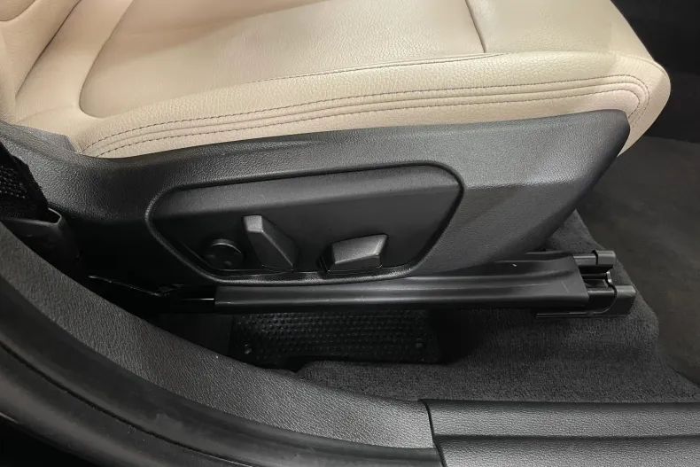 BMW X1 (Seria X) din 2020 cu 120.427 km - oferta BMW232932 - foto 26