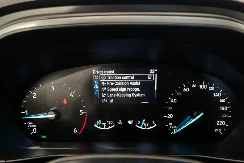 Ford Focus din 2022 cu 49.028 km - oferta FOR232939 - foto 25