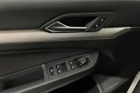 Volkswagen Golf din 2022 cu 46.319 km - oferta VOL232942 - foto 19