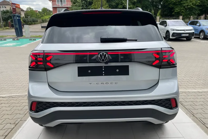 Volkswagen T-Cross din 2026 cu 1 km - oferta VOL232955 - foto 6
