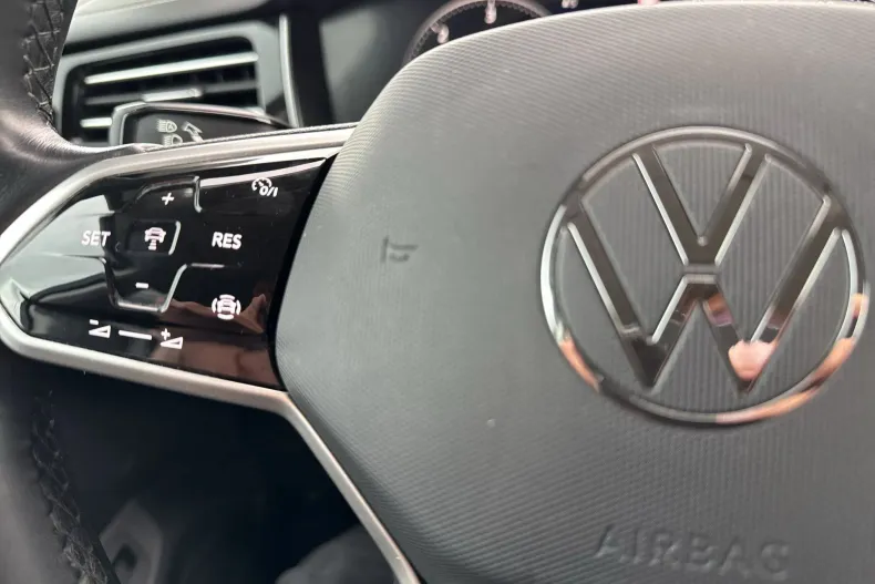 Volkswagen Touareg din 2023 cu 103.240 km - oferta VOL232976 - foto 17