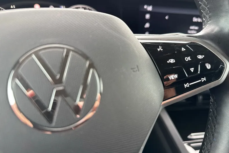 Volkswagen Touareg din 2023 cu 103.240 km - oferta VOL232976 - foto 21