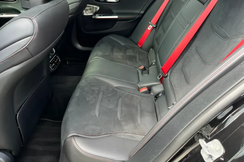 Mercedes-Benz C 43 AMG (Clasa C) din 2024 cu 21.538 km - oferta MER232980 - foto 11