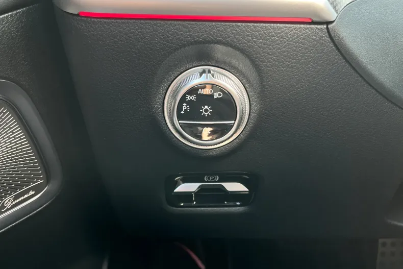 Mercedes-Benz C 43 AMG (Clasa C) din 2024 cu 21.538 km - oferta MER232980 - foto 22