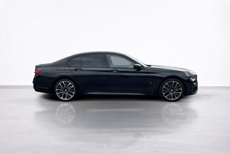 BMW 750i (Seria 7) din 2020 cu 128.374 km - oferta BMW232982 - foto 7