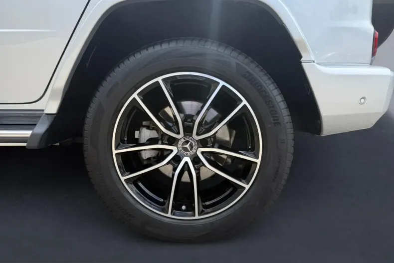 Mercedes-Benz G 400 (Clasa G) din 2022 cu 30.388 km - oferta MER232993 - foto 5