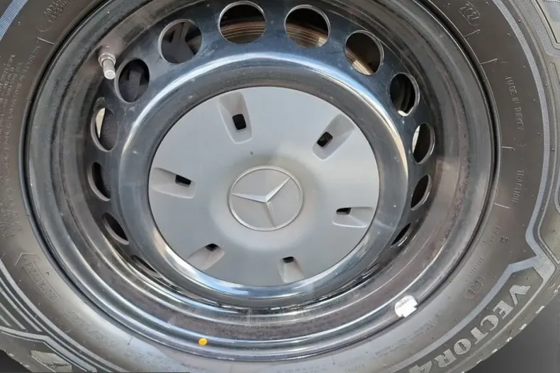 Mercedes-Benz Sprinter din 2024 cu 39.271 km - oferta MER232999 - foto 5