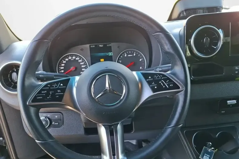 Mercedes-Benz Sprinter din 2024 cu 39.271 km - oferta MER232999 - foto 12