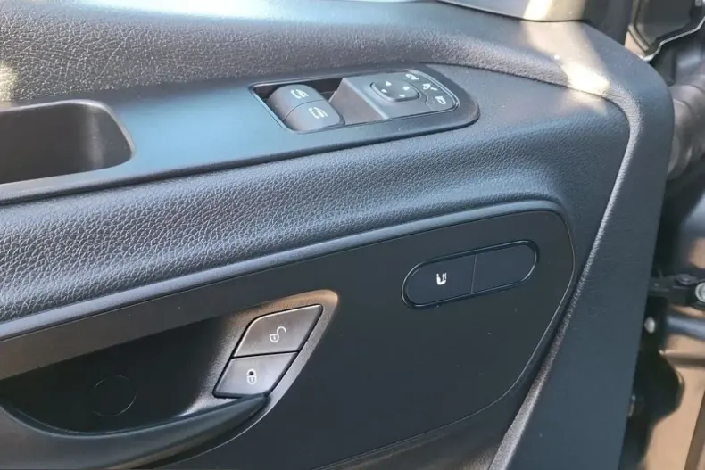 Mercedes-Benz Sprinter din 2024 cu 39.271 km - oferta MER232999 - foto 20