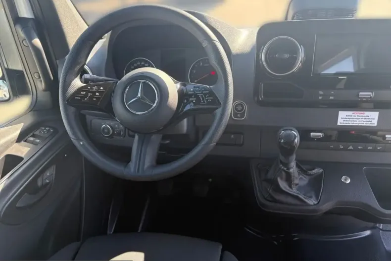 Mercedes-Benz Sprinter din 2024 cu 18.690 km - oferta MER233001 - foto 10