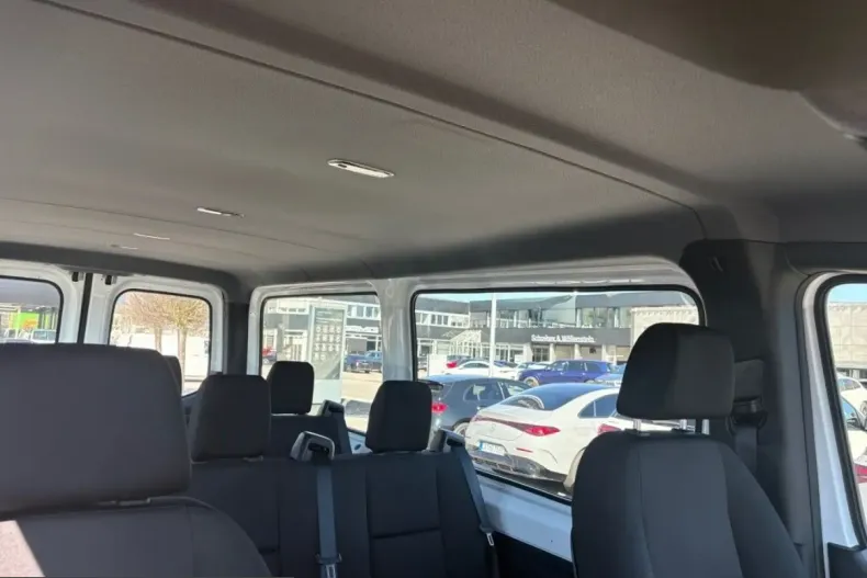 Mercedes-Benz Sprinter din 2024 cu 18.690 km - oferta MER233001 - foto 17