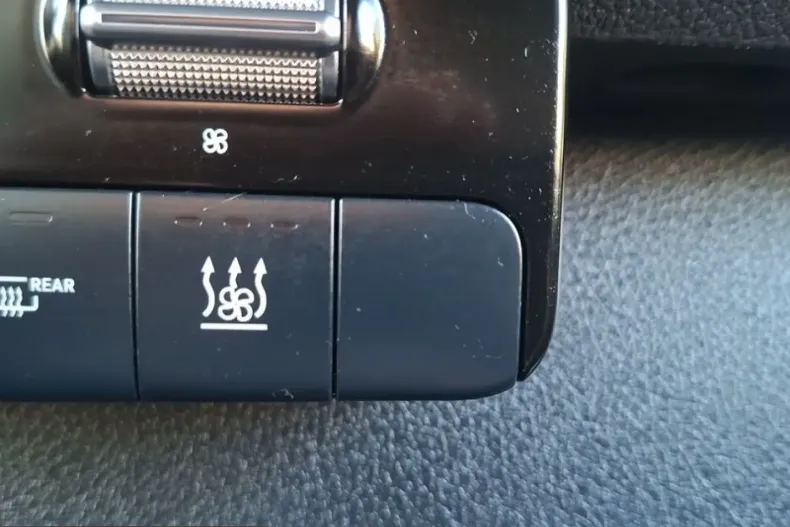 Mercedes-Benz Sprinter din 2024 cu 47.019 km - oferta MER233003 - foto 21