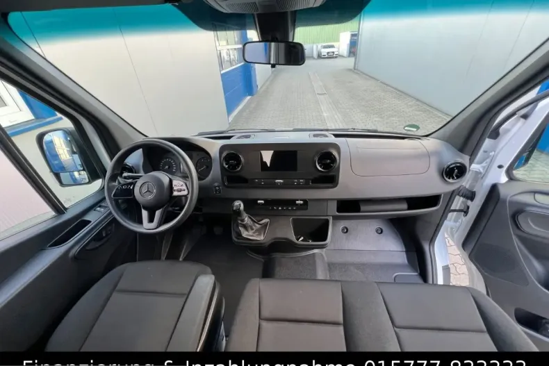 Mercedes-Benz Sprinter din 2024 cu 38.000 km - oferta MER233004 - foto 18