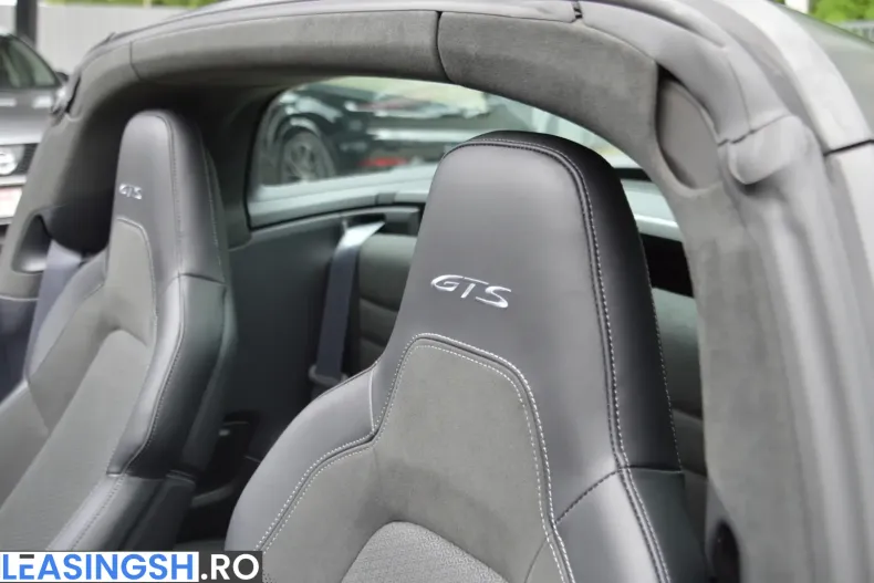 Porsche 911 din 2025 cu 13.000 km - oferta POR233009 - foto 33