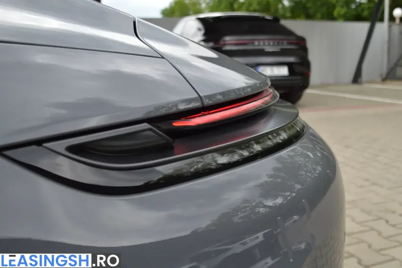 Porsche 911 din 2025 cu 13.000 km - oferta POR233009 - foto 38