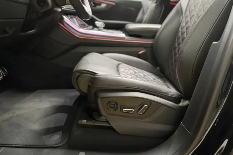Audi SQ8 din 2024 cu 14.800 km - oferta AUD233012 - foto 17