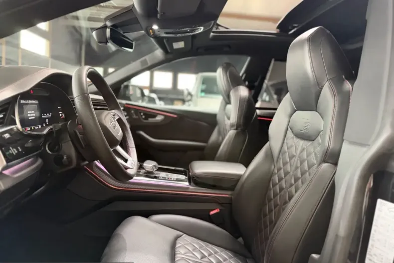 Audi SQ8 din 2024 cu 14.800 km - oferta AUD233012 - foto 18