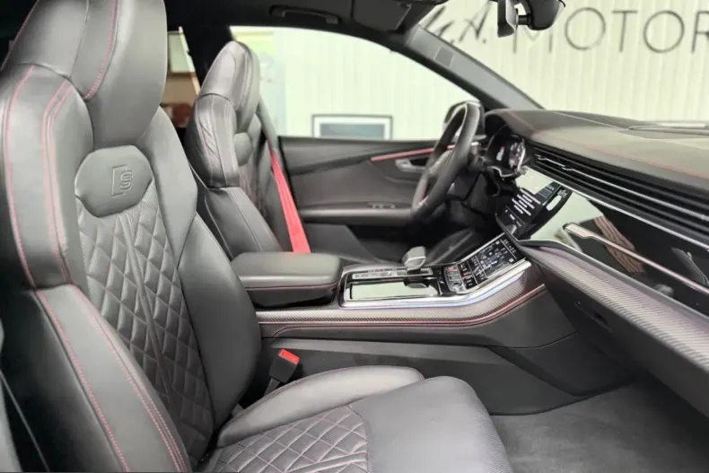 Audi SQ8 din 2024 cu 14.800 km - oferta AUD233012 - foto 29