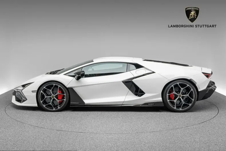Lamborghini Revuelto din 2024 cu 9.300 km - oferta LAM233024 - foto 3