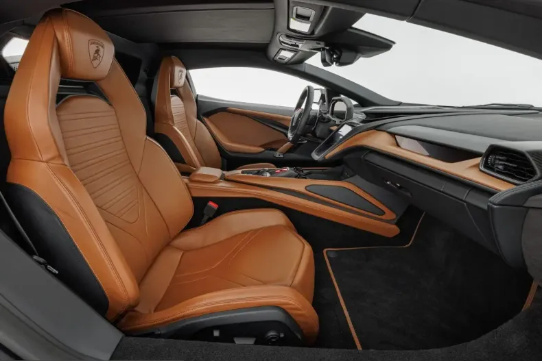 Lamborghini Revuelto din 2024 cu 9.300 km - oferta LAM233024 - foto 11