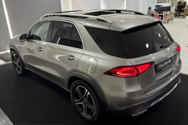 Mercedes-Benz GLE 350 (Clasa GLE) din 2021 cu 91.829 km - oferta MER233035 - foto 8