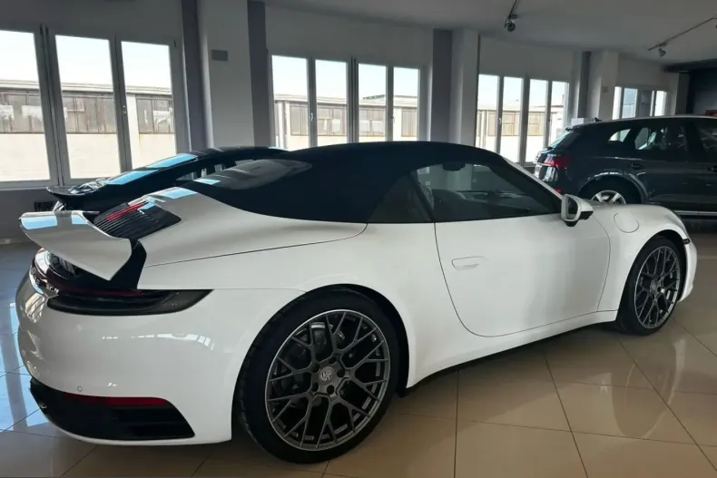Porsche 911 din 2021 cu 29.000 km - oferta POR233037 - foto 6