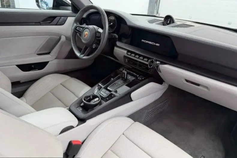 Porsche 911 din 2022 cu 24.850 km - oferta POR233045 - foto 17