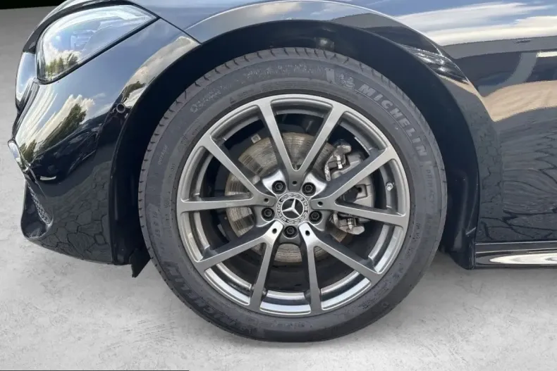 Mercedes-Benz CLE 180 (Clasa CLE) din 2025 cu 19.784 km - oferta MER233048 - foto 3
