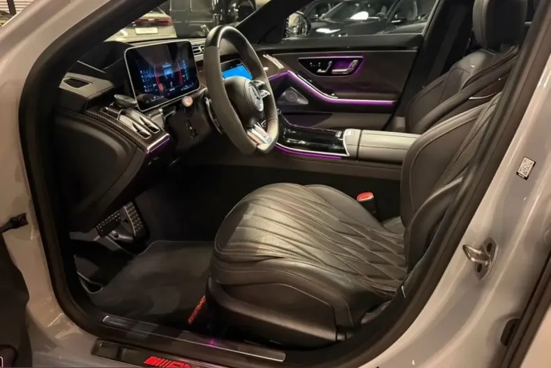 Mercedes-Benz S 63 AMG (Clasa S) din 2025 cu 10.900 km - oferta MER233055 - foto 16