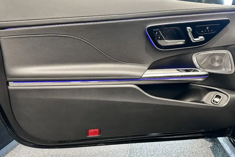 Mercedes-Benz CLE 180 (Clasa CLE) din 2025 cu 3.650 km - oferta MER233074 - foto 11