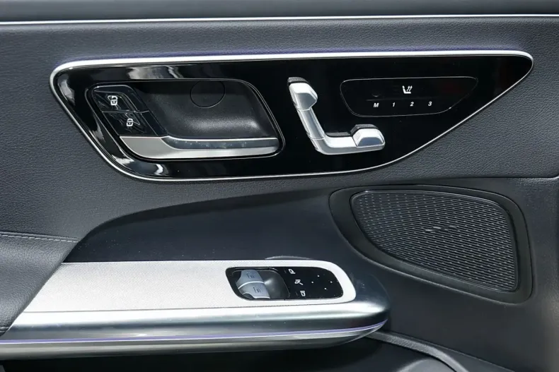 Mercedes-Benz CLE 200 (Clasa CLE) din 2024 cu 37.159 km - oferta MER233079 - foto 7