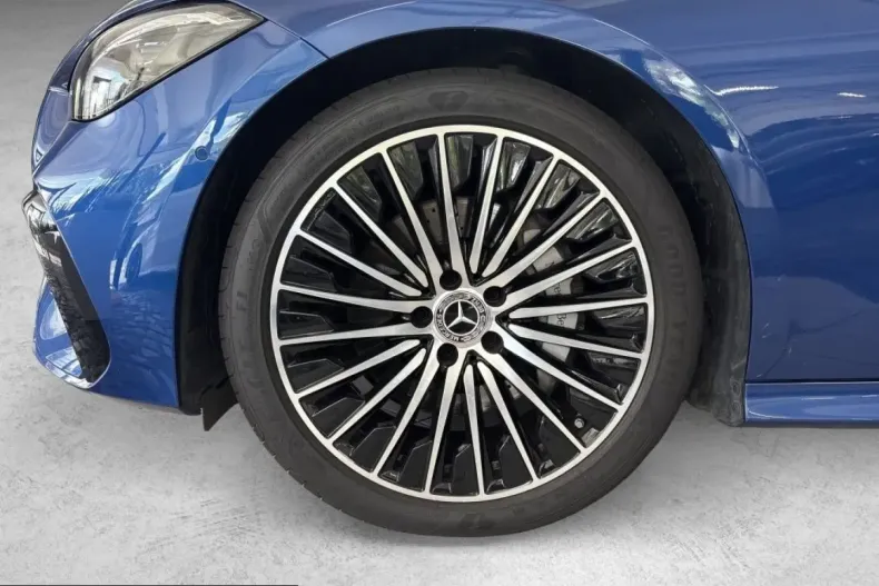 Mercedes-Benz CLE 180 (Clasa CLE) din 2025 cu 27.886 km - oferta MER233083 - foto 3