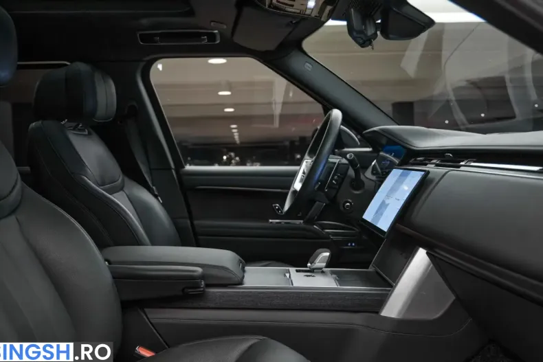 Land Rover Range Rover din 2024 cu 33.500 km - oferta LAN233087 - foto 8