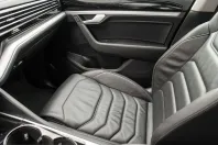 Volkswagen Touareg din 2023 cu 92.775 km - oferta VOL233088 - foto 9