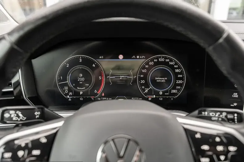 Volkswagen Touareg din 2023 cu 92.775 km - oferta VOL233088 - foto 10