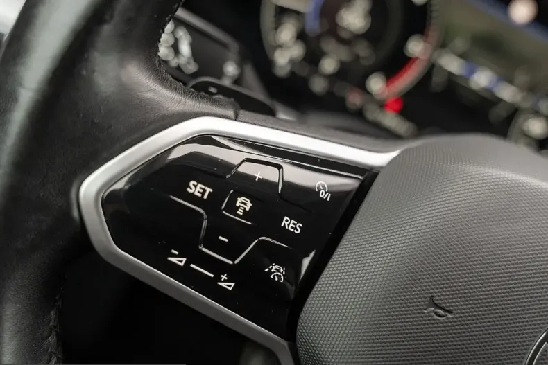 Volkswagen Touareg din 2023 cu 92.775 km - oferta VOL233088 - foto 12