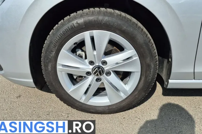 Volkswagen Golf din 2021 cu 54.650 km - oferta VOL233092 - foto 9