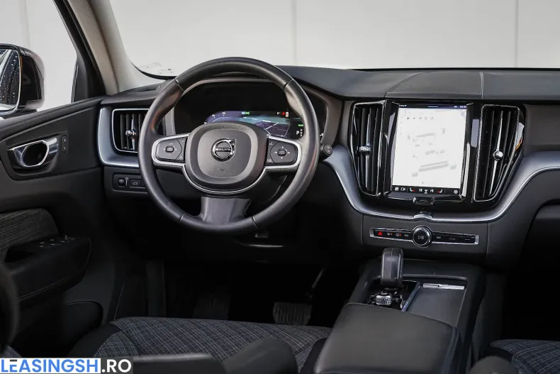 Volvo XC60 din 2022 cu 107.460 km - oferta VOL233102 - foto 23