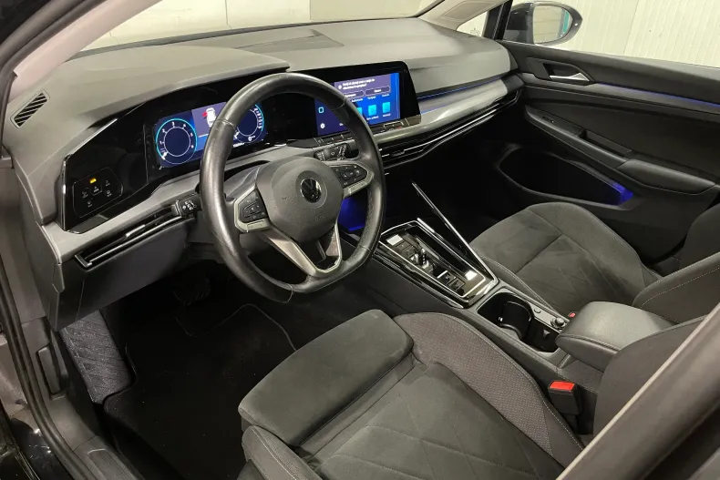 Volkswagen Golf din 2023 cu 156.544 km - oferta VOL233117 - foto 5