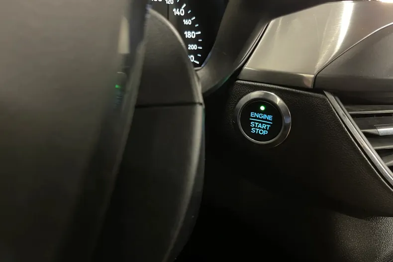 Ford Focus din 2021 cu 118.003 km - oferta FOR233121 - foto 26