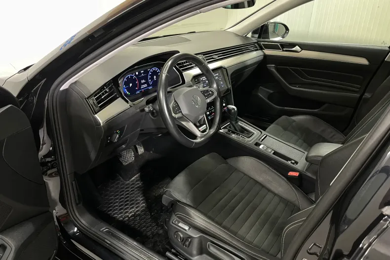 Volkswagen Passat din 2021 cu 145.094 km - oferta VOL233122 - foto 5
