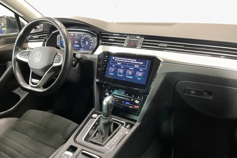 Volkswagen Passat din 2021 cu 145.094 km - oferta VOL233122 - foto 8