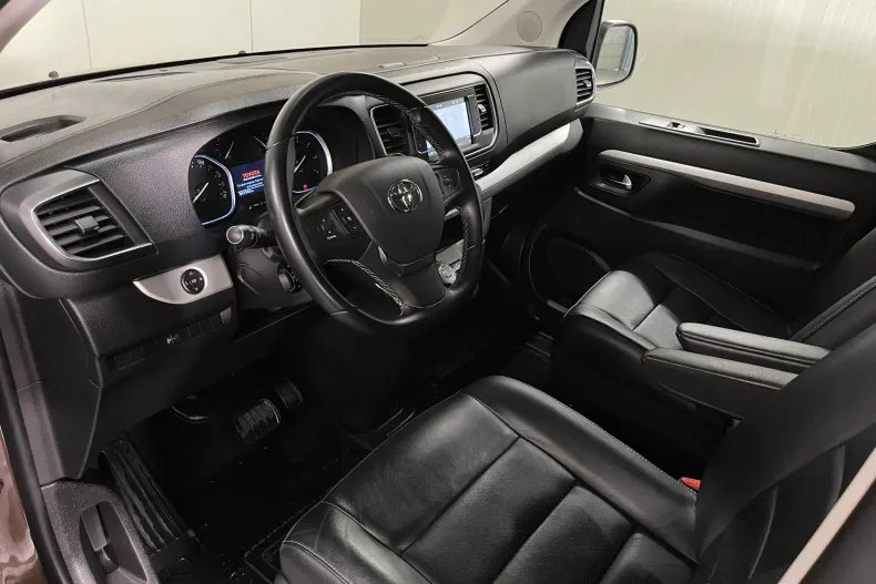 Toyota Proace din 2021 cu 41.343 km - oferta TOY233125 - foto 5